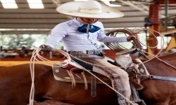 LA MAGDALENA CONTRERAS ABRE SU PRIMERA ESCUELA DE CHARRER?A GRATUITA; INAUGURARON CON CHARREADA EL 12 DE ABRIL