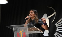 ALE ROJO DE LA VEGA DESMIENTE COACCI?N DE SU GOBIERNO A COMERCIANTES PARA PARTICIPAR EN LA MOVILIZACI?N DEL 15 DE NOVIEMBRE