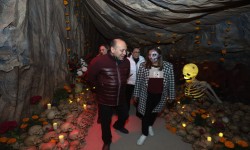 M?s de 15 mil personas asisten al inicio del Festival de D?a de Muertos 2025 en V. Carranza