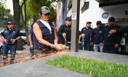 ALE ROJO DE LA VEGA ENCABEZA OPERATIVO PARA RECUPERAR BANQUETAS Y ESPACIO P?BLICO EN LA DOCTORES