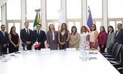 ALE ROJO DE LA VEGA RECIBE A SARAH DUFFY, C?NSUL GENERAL DE EU, PARA COORDINAR ACCIONES RUMBO AL MUNDIAL 2026