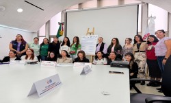 ALE ROJO DE LA VEGA ANUNCIA APERTURA DE CENTRO DE CAPACITACI?N PARA IMPULSAR LA AUTONOM?A ECON?MICA DE MUJERES EN SITUACI?N DE VIOLENCIA