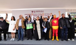 RINDE CLARA BRUGADA HOMENAJE A VICTIMAS DE LOS SISMOS DEL 85 Y 17, Y REITERA: NUESTRO COMPROMISO ES INVARIABLE, LA RECONSTRUCCION TERMINA CUANDO LA ULTIMA FAMILIA REGRESA A CASA