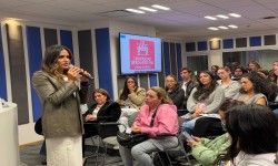 ALE ROJO DE LA VEGA DIALOGA CON J?VENES UNIVERSITARIOS SOBRE ACCIONES PARA ERRADICAR LAS VIOLENCIAS CONTRA LAS MUJERES